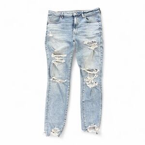 American Eagle Distressed Jegging